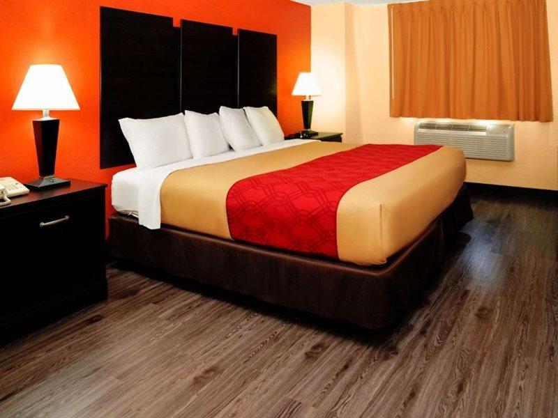 Econo Lodge Rome Exterior photo