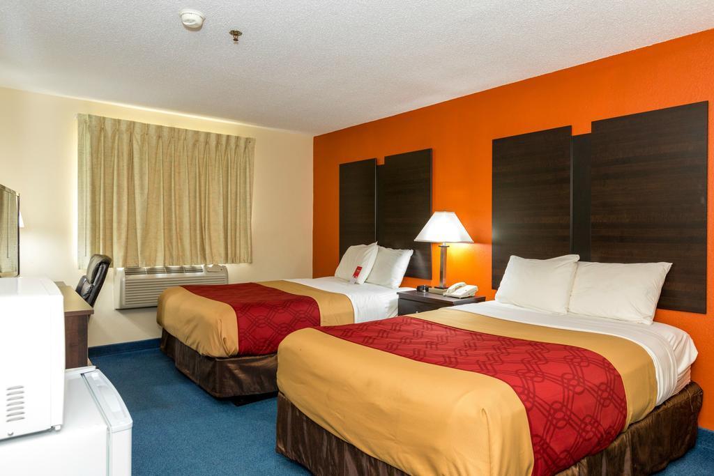 Econo Lodge Rome Exterior photo