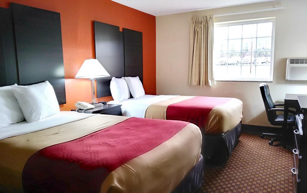 Econo Lodge Rome Exterior photo